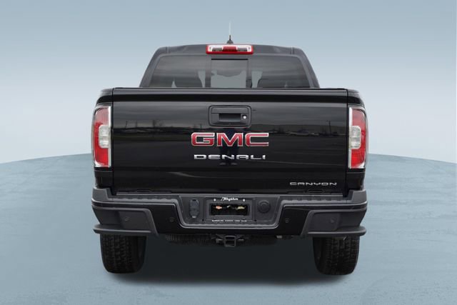 Used 2021 GMC Canyon Denali image 7