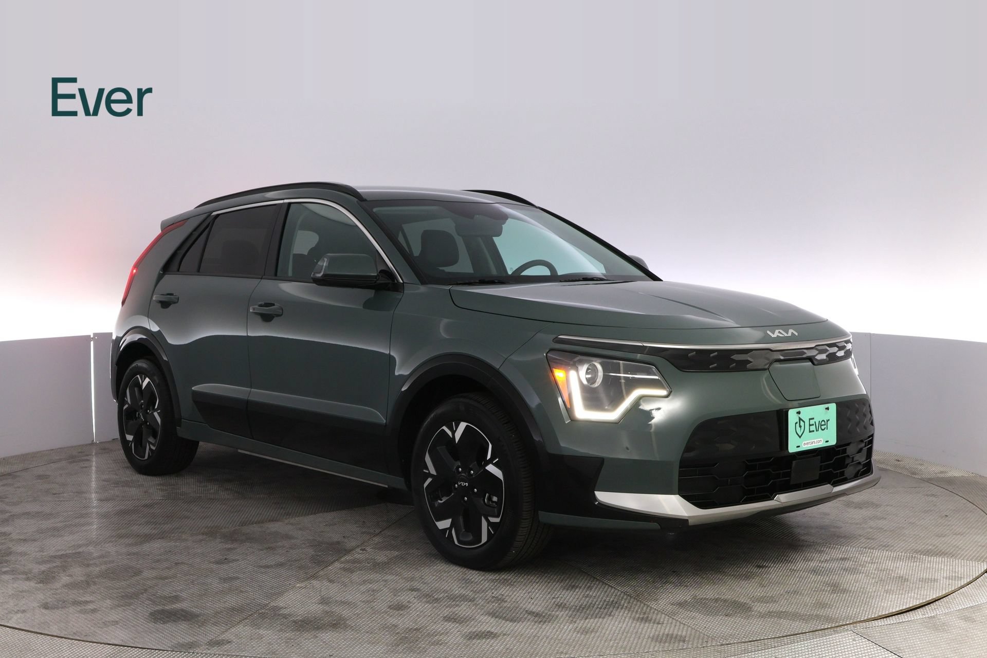 Used 2025 Kia Niro Wind w/ Wind Preserve Package FWD image 13