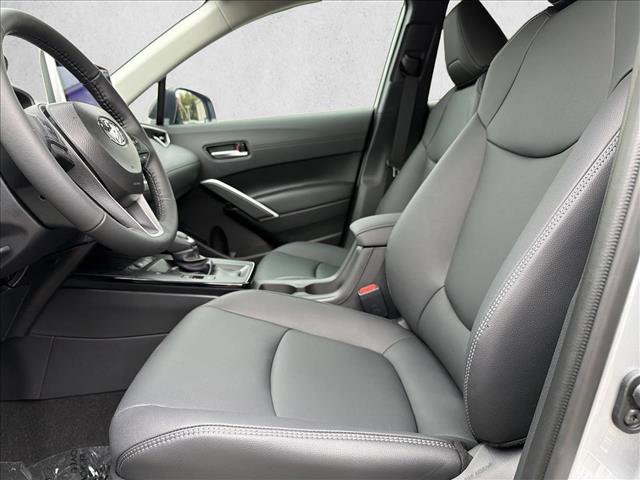 Certified 2026 Toyota Corolla Cross XLE w/ Convenience Package image 11