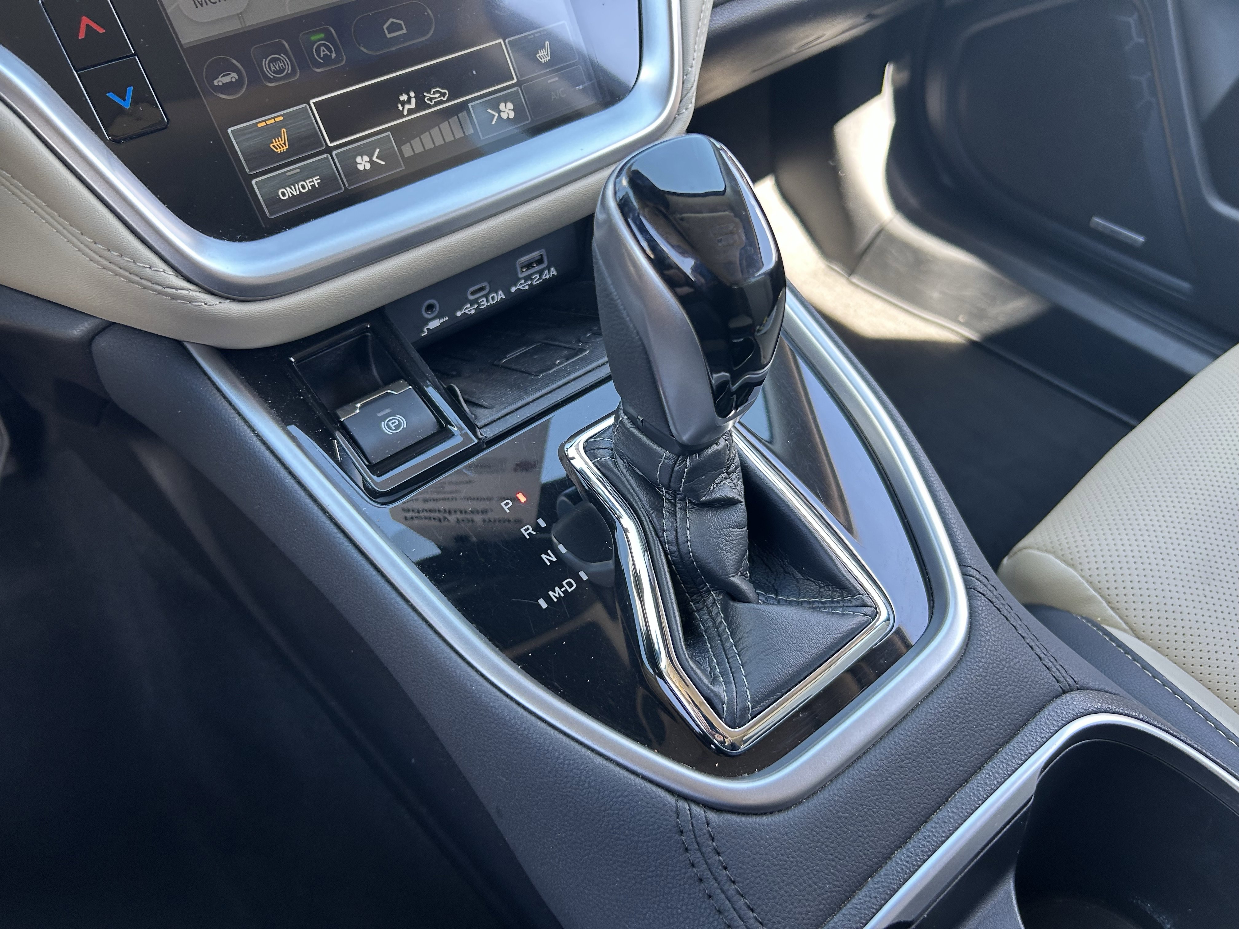 Used 2023 Subaru Outback Limited image 15