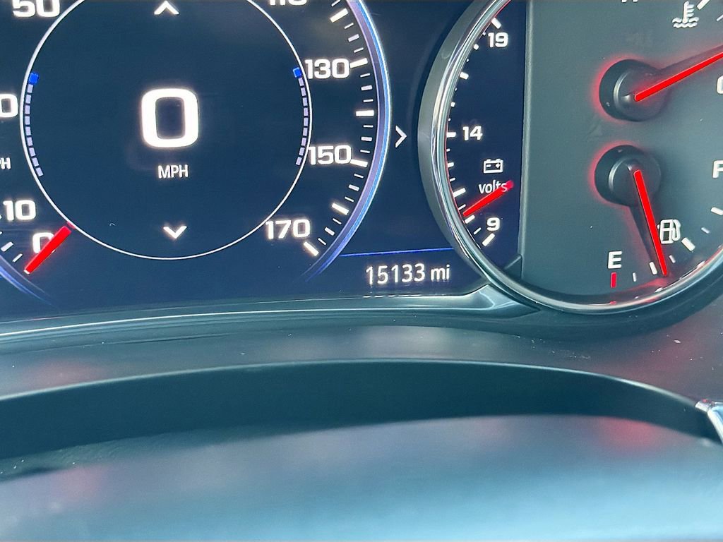 Used 2023 Chevrolet Traverse Premier w/ Redline Edition image 12