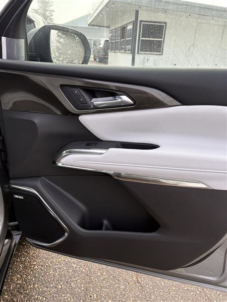 New 2026 Chevrolet Traverse High Country w/ LPO, Floor Liner Package image 11