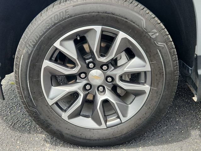 Certified 2024 Chevrolet Silverado 1500 LT AWD/4WD image 33