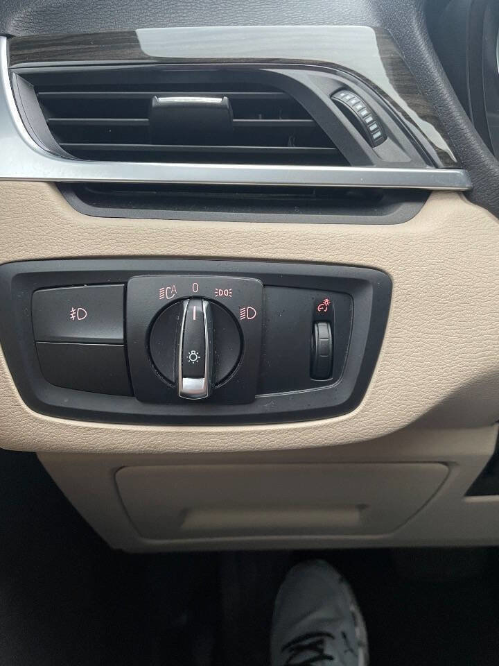 Used 2016 BMW X1 xDrive28i AWD/4WD image 22