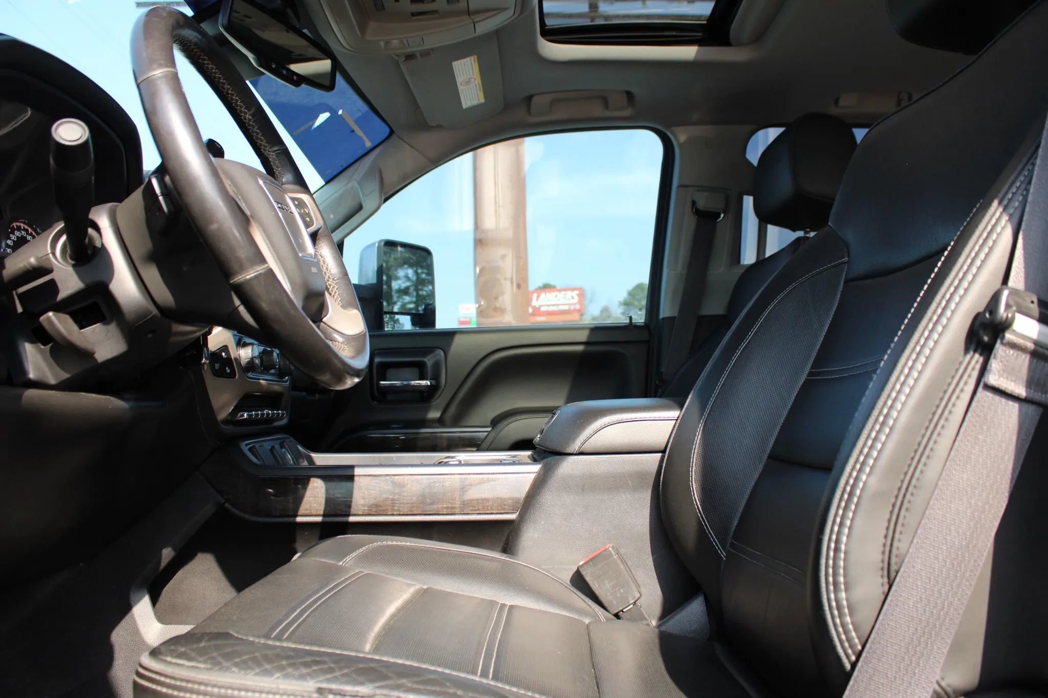 Used 2015 GMC Sierra 2500 Denali w/ Duramax Plus Package image 12