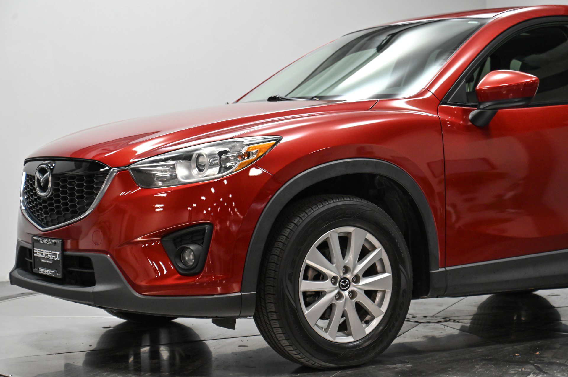 Used 2013 MAZDA CX-5 Touring w/ Bose & Moonroof Pkg image 8