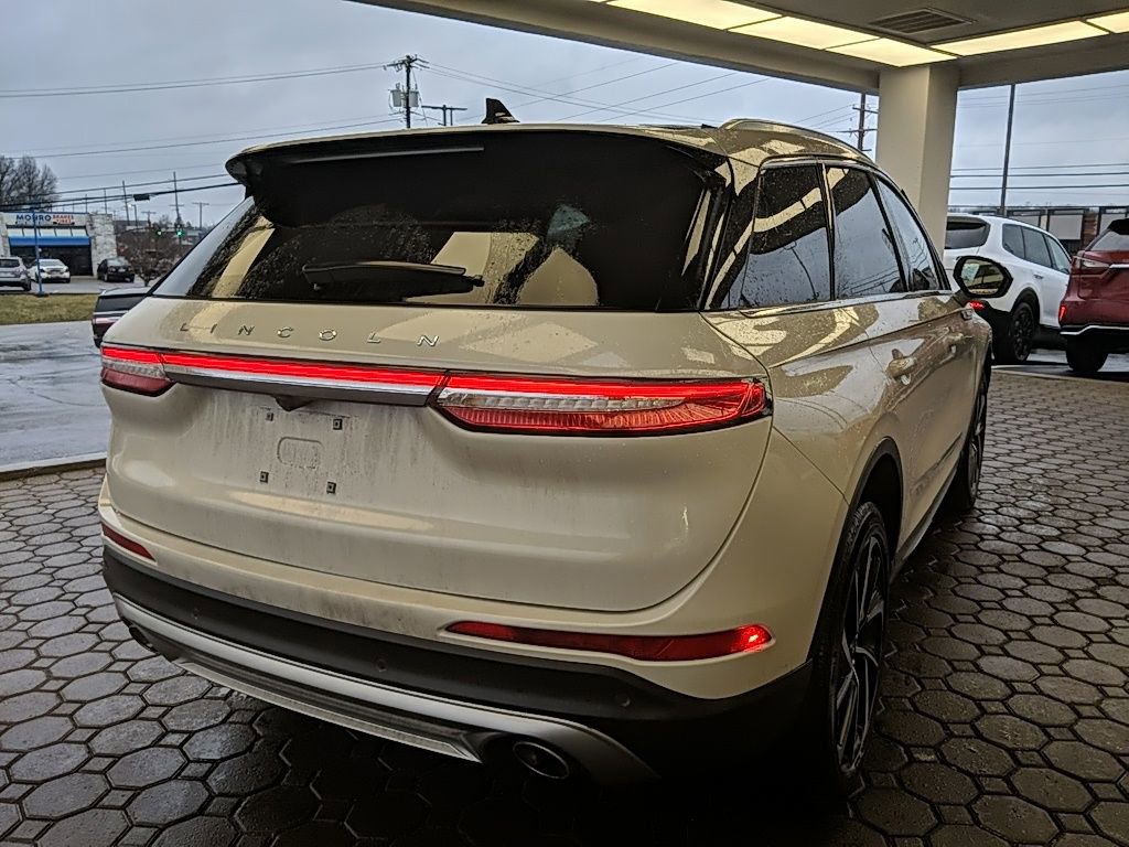 Certified 2023 Lincoln Corsair Reserve image 5