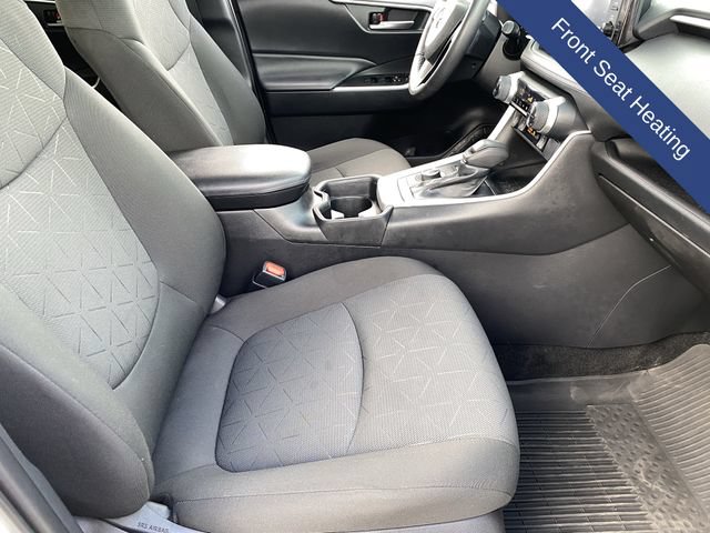 Used 2021 Toyota RAV4 XLE w/ Convenience Package AWD/4WD image 14