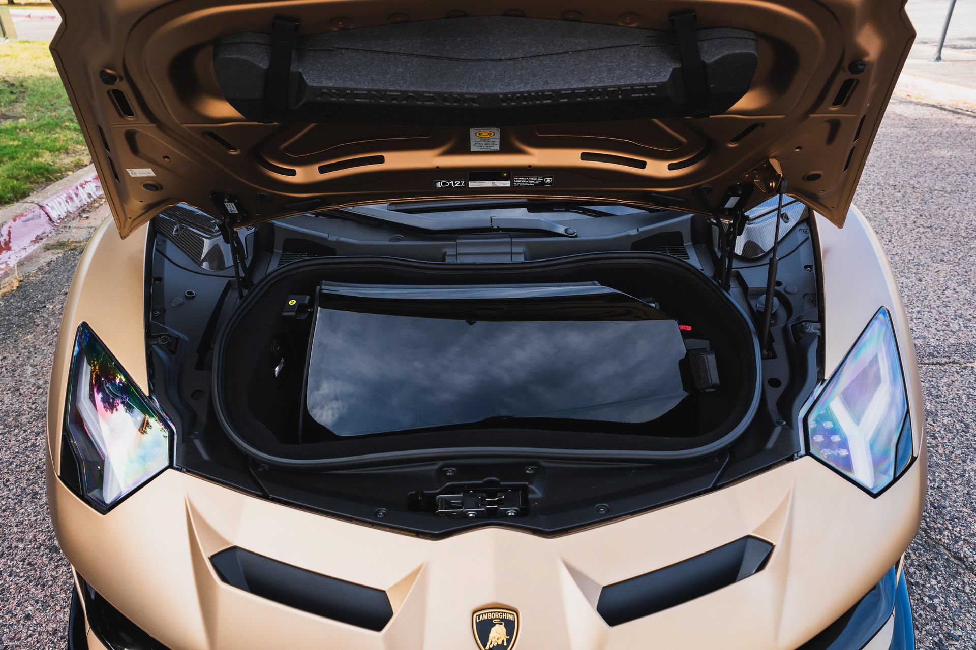 Used 2021 Lamborghini Aventador SVJ AWD/4WD image 70