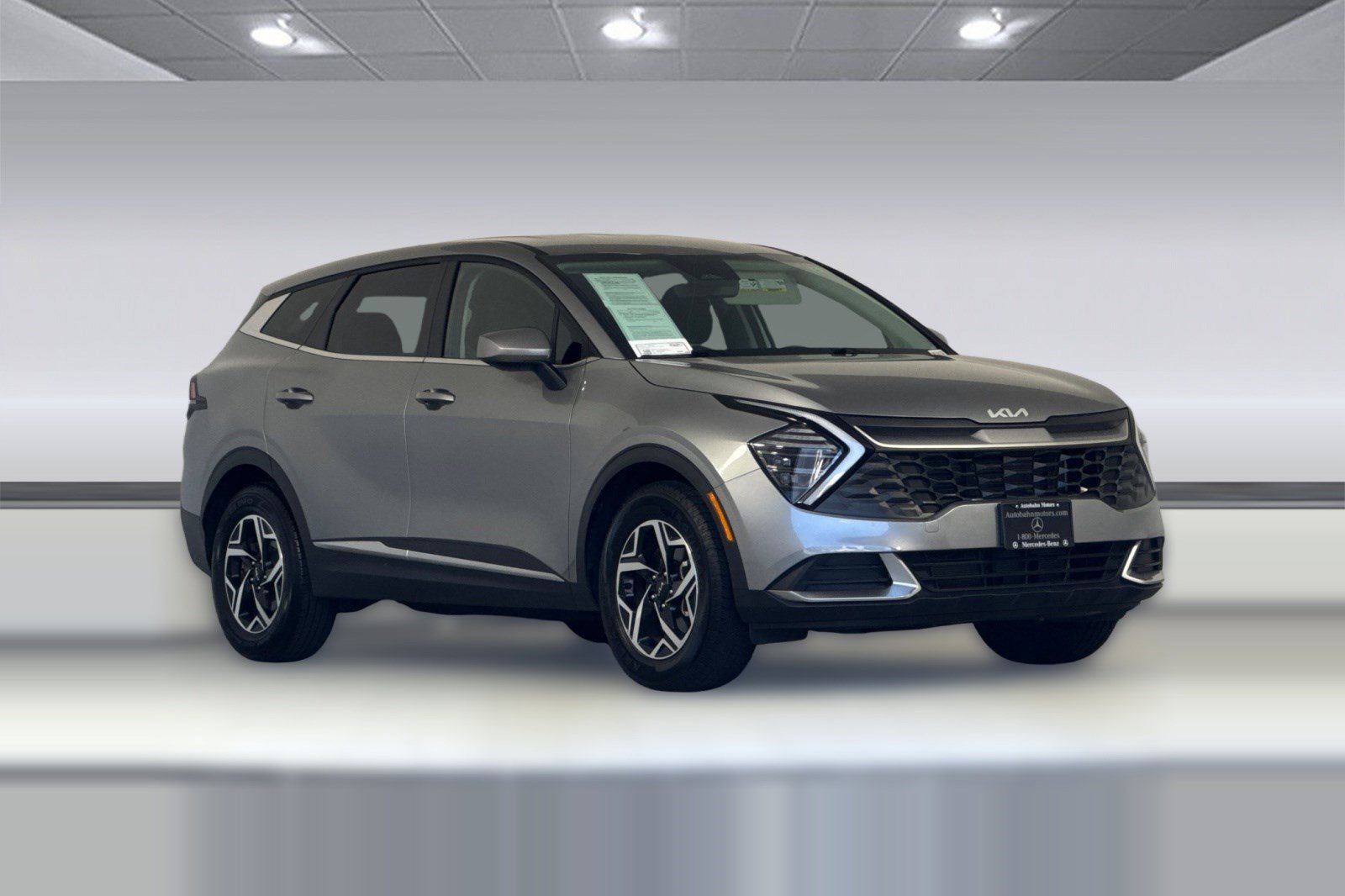 Used 2024 Kia Sportage LX FWD image 6