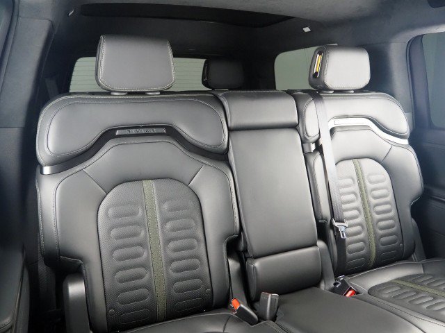 Used 2024 Rivian R1S Adventure AWD/4WD image 16