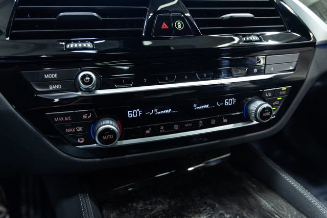 Used 2023 BMW 540i xDrive w/ M Sport Package image 19