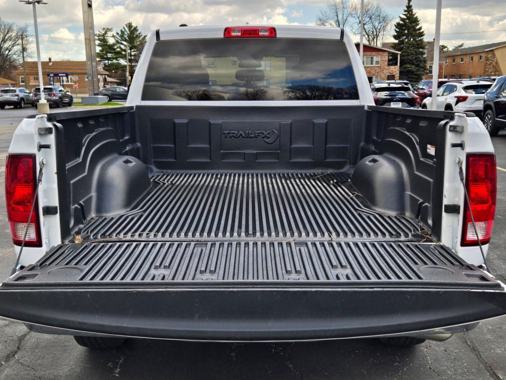 Used 2024 RAM 1500 Classic SLT AWD/4WD image 14