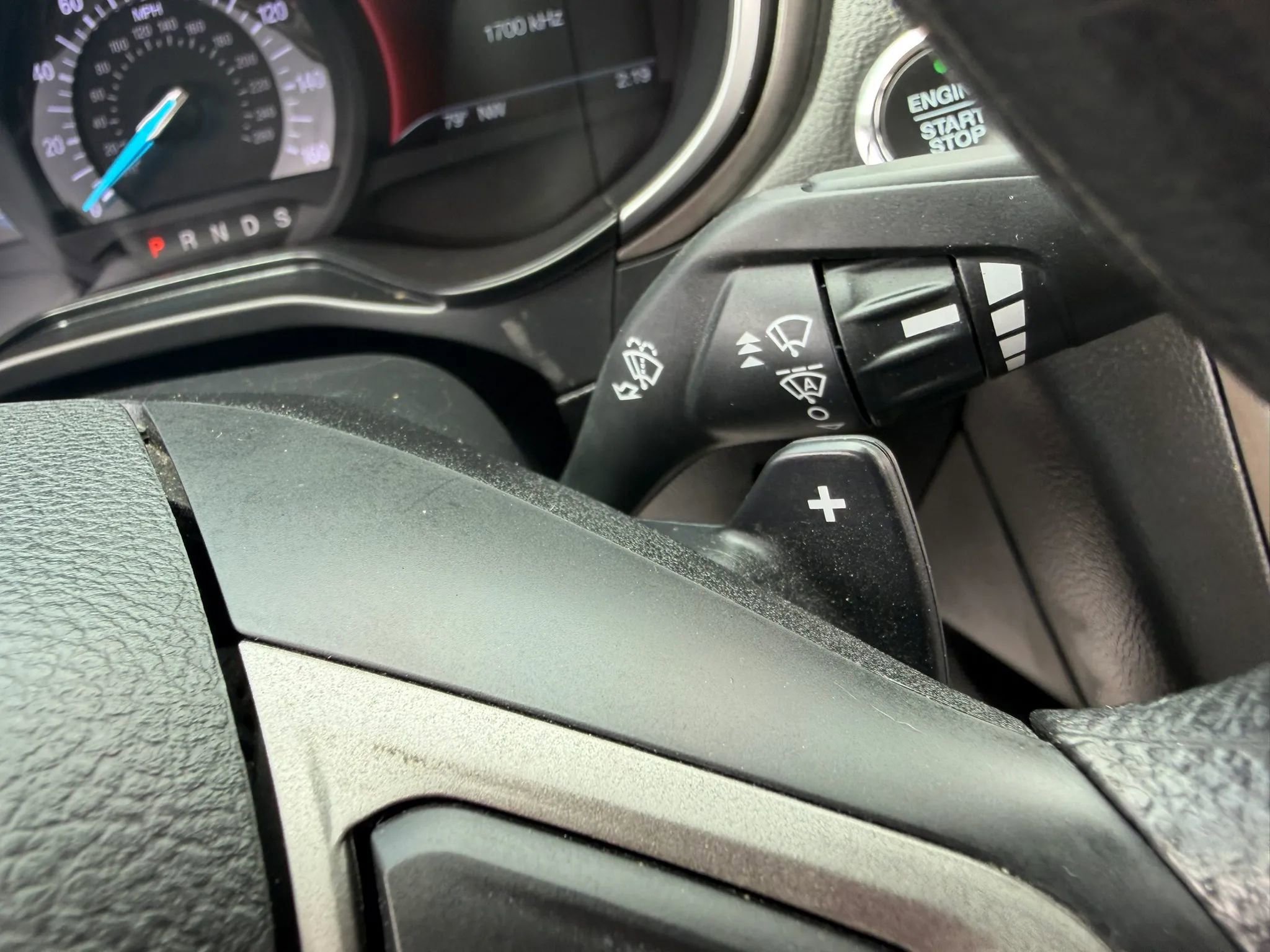 Used 2019 Ford Fusion SE image 32