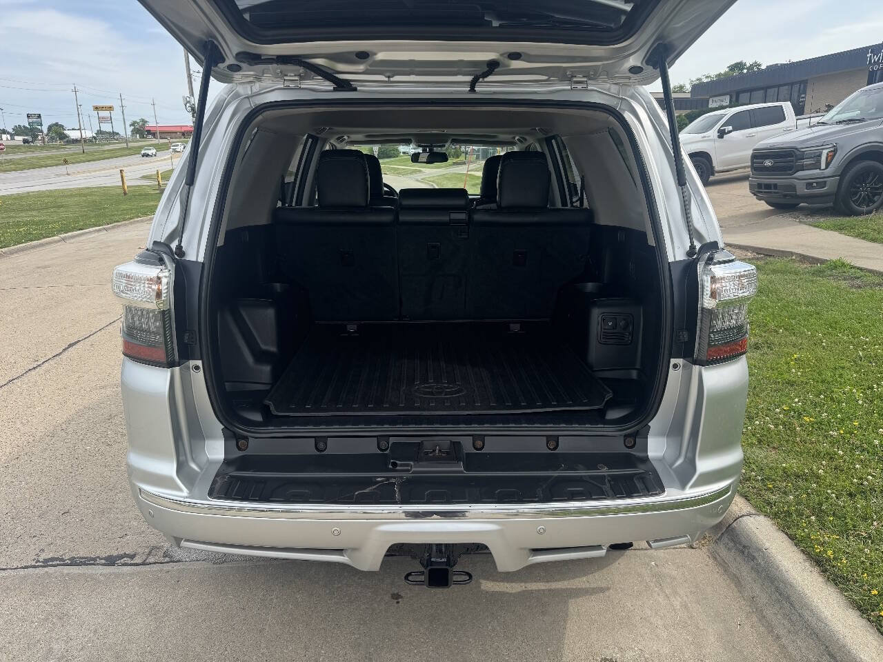 Used 2014 Toyota 4Runner Trail Premium AWD/4WD image 10