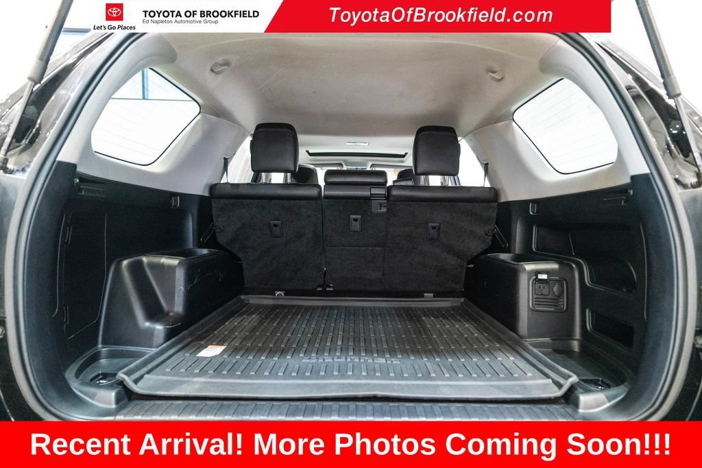 Used 2018 Toyota 4Runner TRD Off-Road Premium AWD/4WD image 33