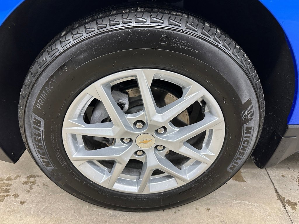 Used 2024 Chevrolet Equinox LT w/ LPO, Floor Liner Package image 35