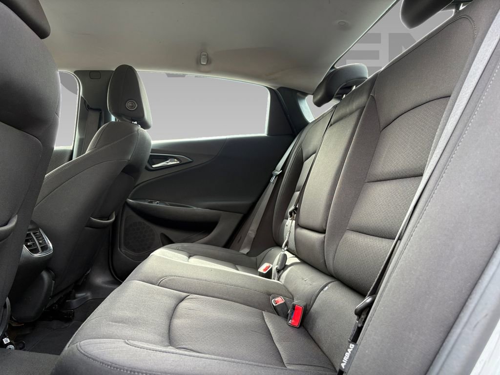 Used 2020 Chevrolet Malibu LT image 3