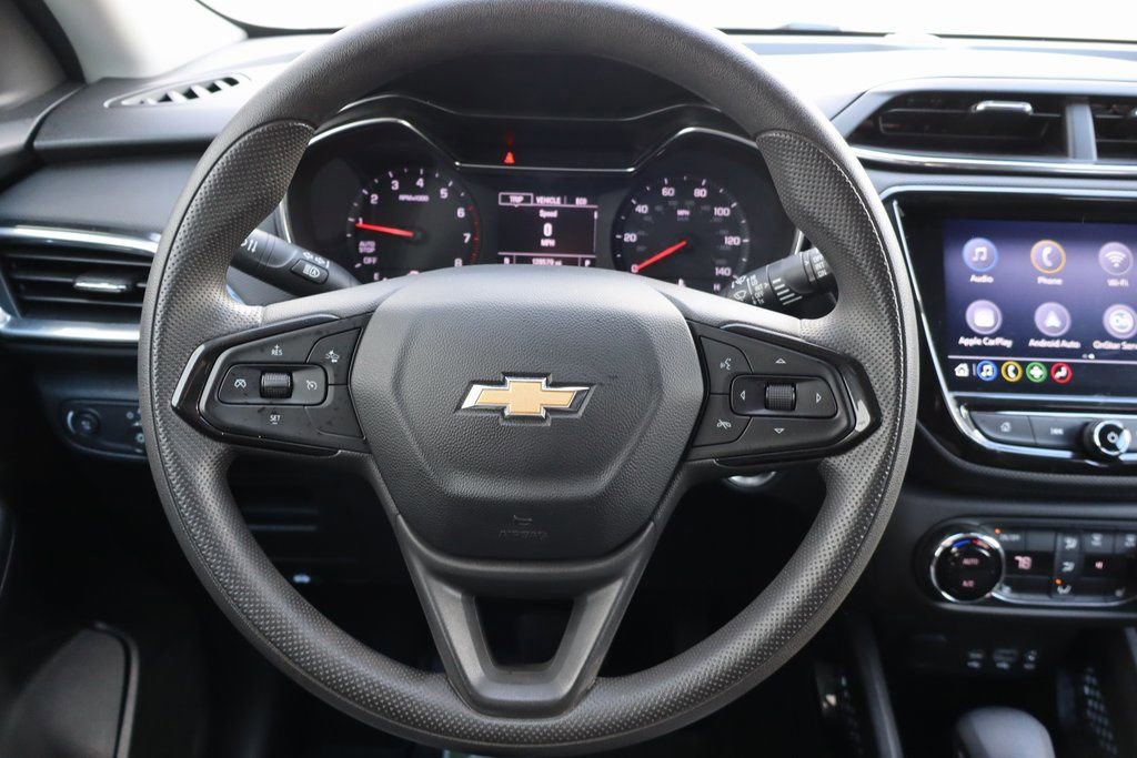 Used 2021 Chevrolet TrailBlazer LT w/ Convenience Package image 8