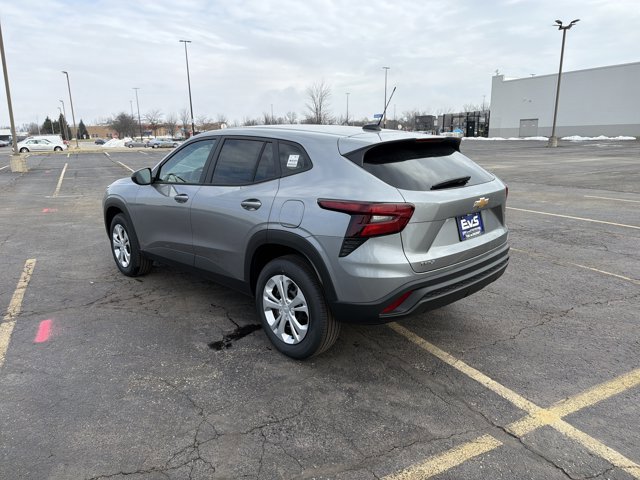 New 2026 Chevrolet Trax LS image 7