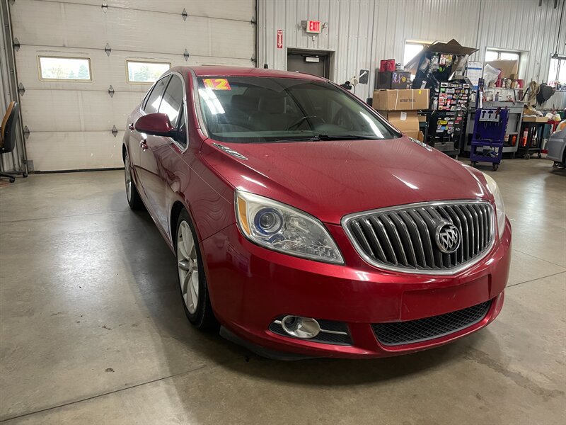 Used 2012 Buick Verano Leather FWD image 5