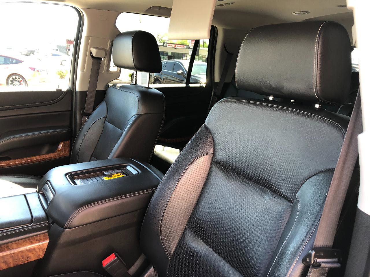 Used 2017 Chevrolet Tahoe Premier AWD/4WD image 17