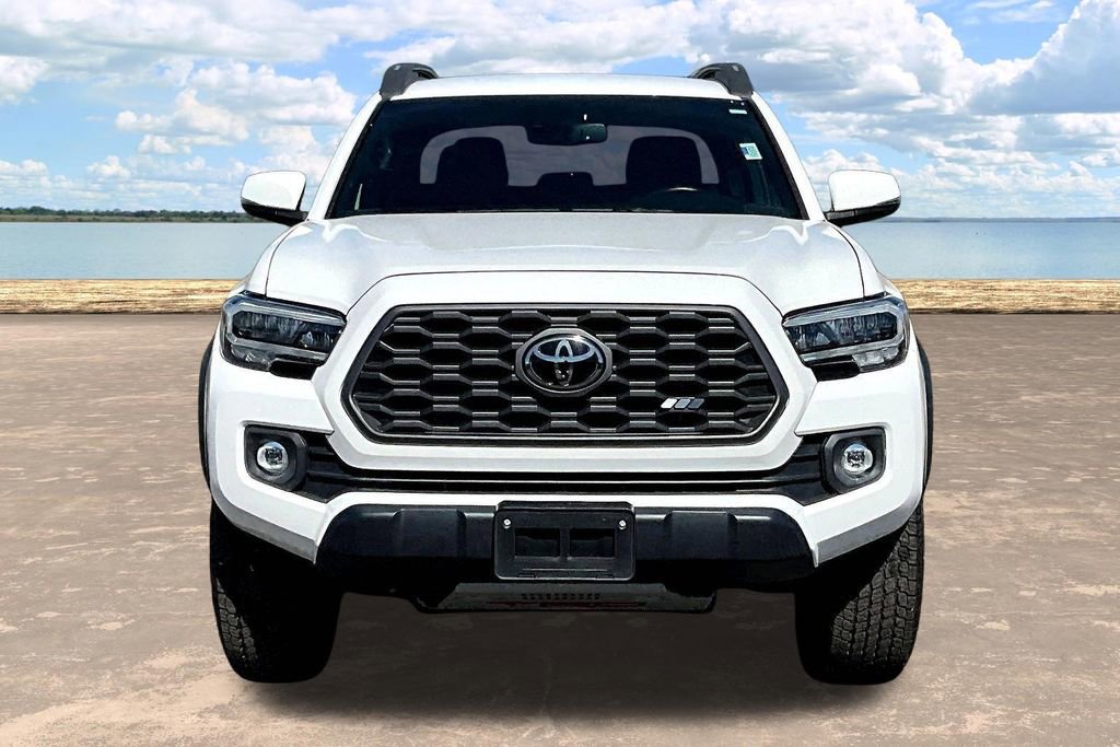 Used 2022 Toyota Tacoma TRD Off-Road w/ Technology Package image 2