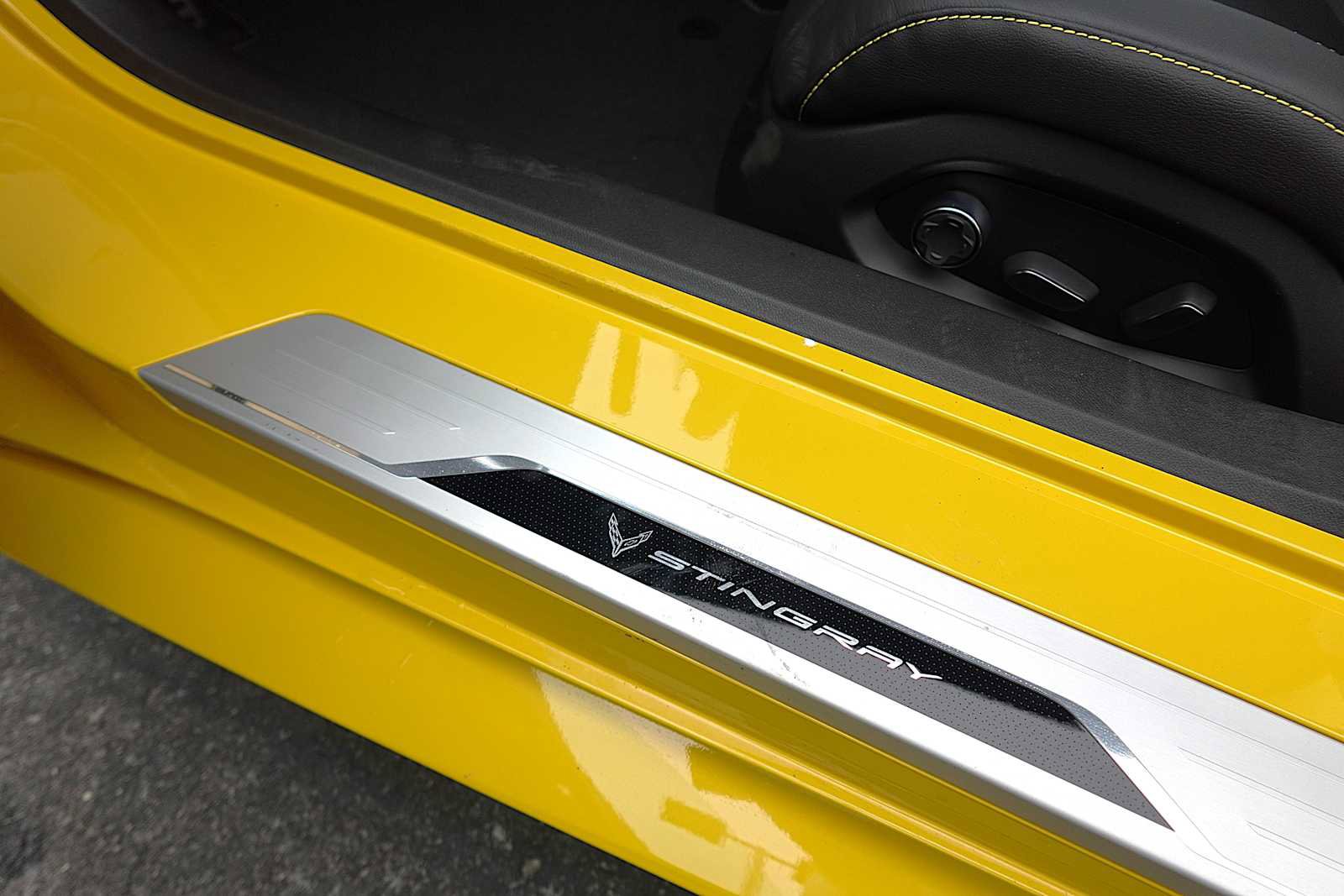 New 2026 Chevrolet Corvette Stingray Preferred Cpe w/ Z51 Performance Package RWD image 14