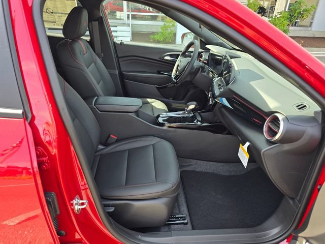 New 2026 Chevrolet Trax RS FWD image 11