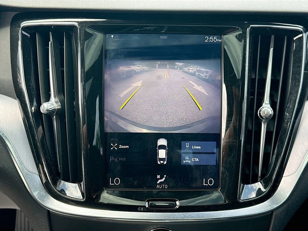 Used 2019 Volvo S60 T5 Momentum w/ Multimedia Package image 15