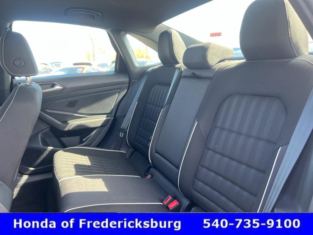 Used 2024 Volkswagen Jetta Sport image 27