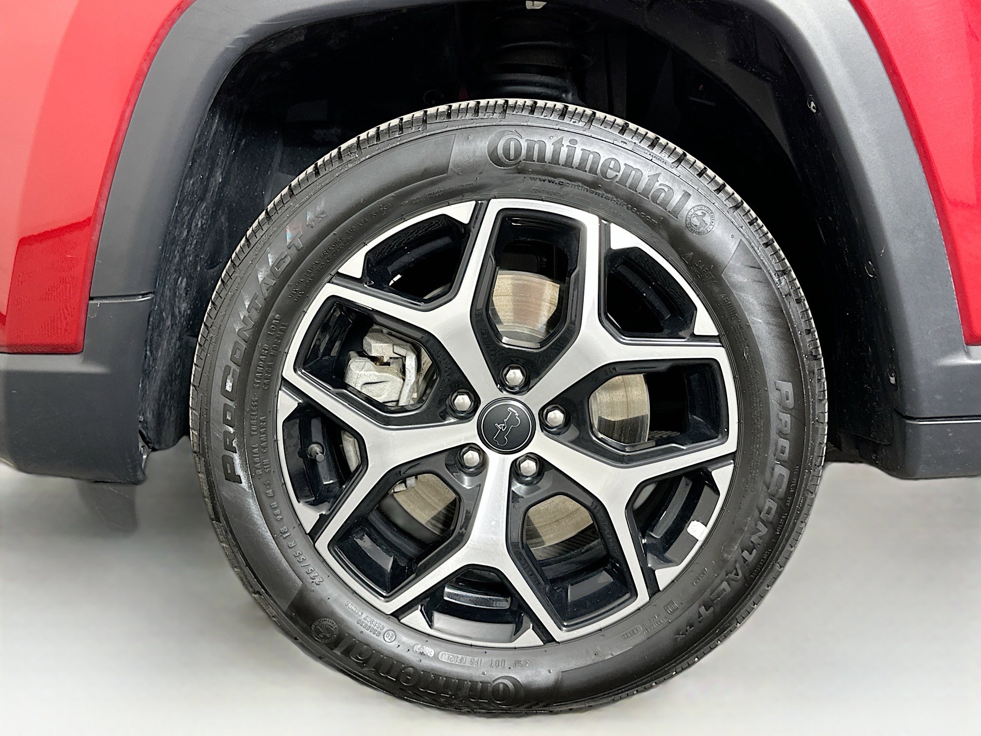 Used 2025 Jeep Compass Limited image 11