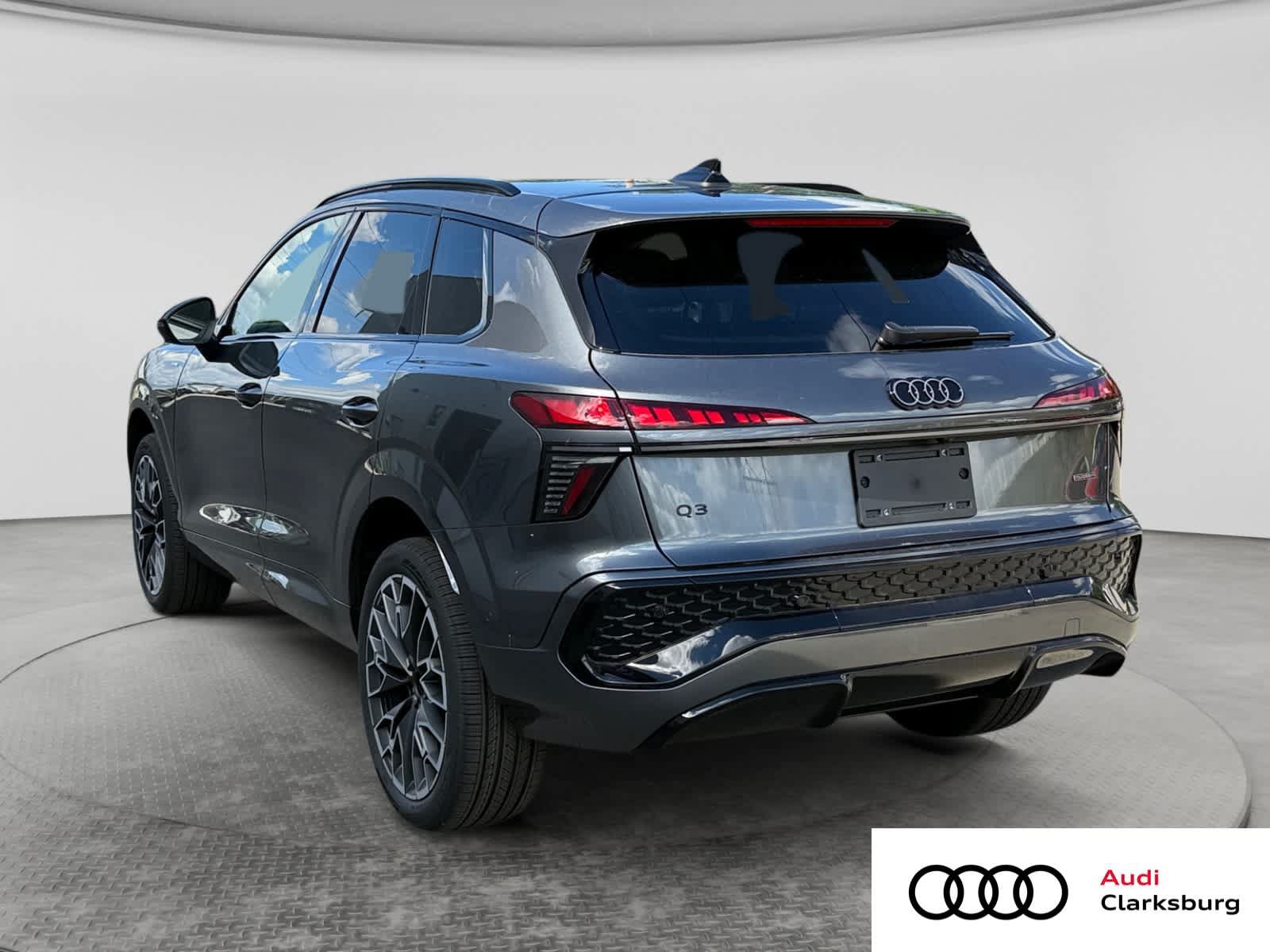 New 2026 Audi Q3 quattro 2.0T AWD/4WD image 7