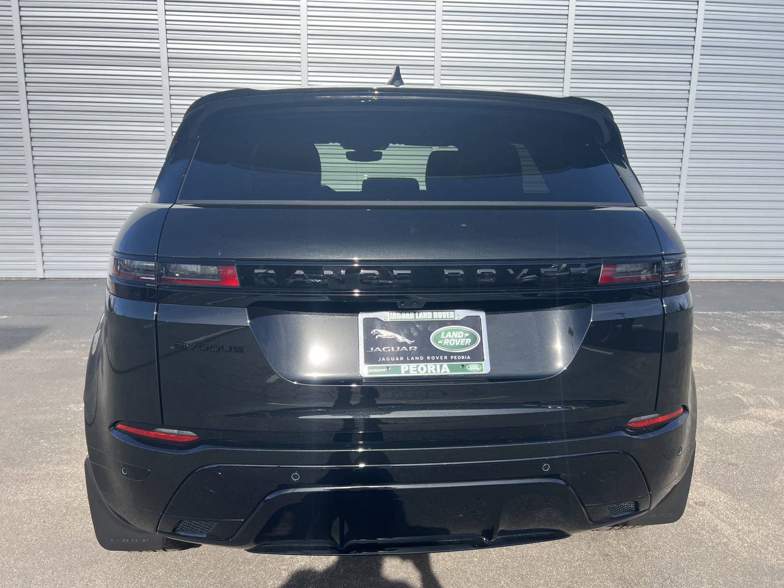 New 2025 Land Rover Range Rover Evoque Dynamic SE image 4