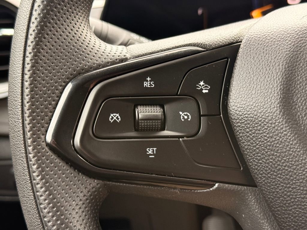 Used 2025 Chevrolet TrailBlazer LT AWD/4WD image 27
