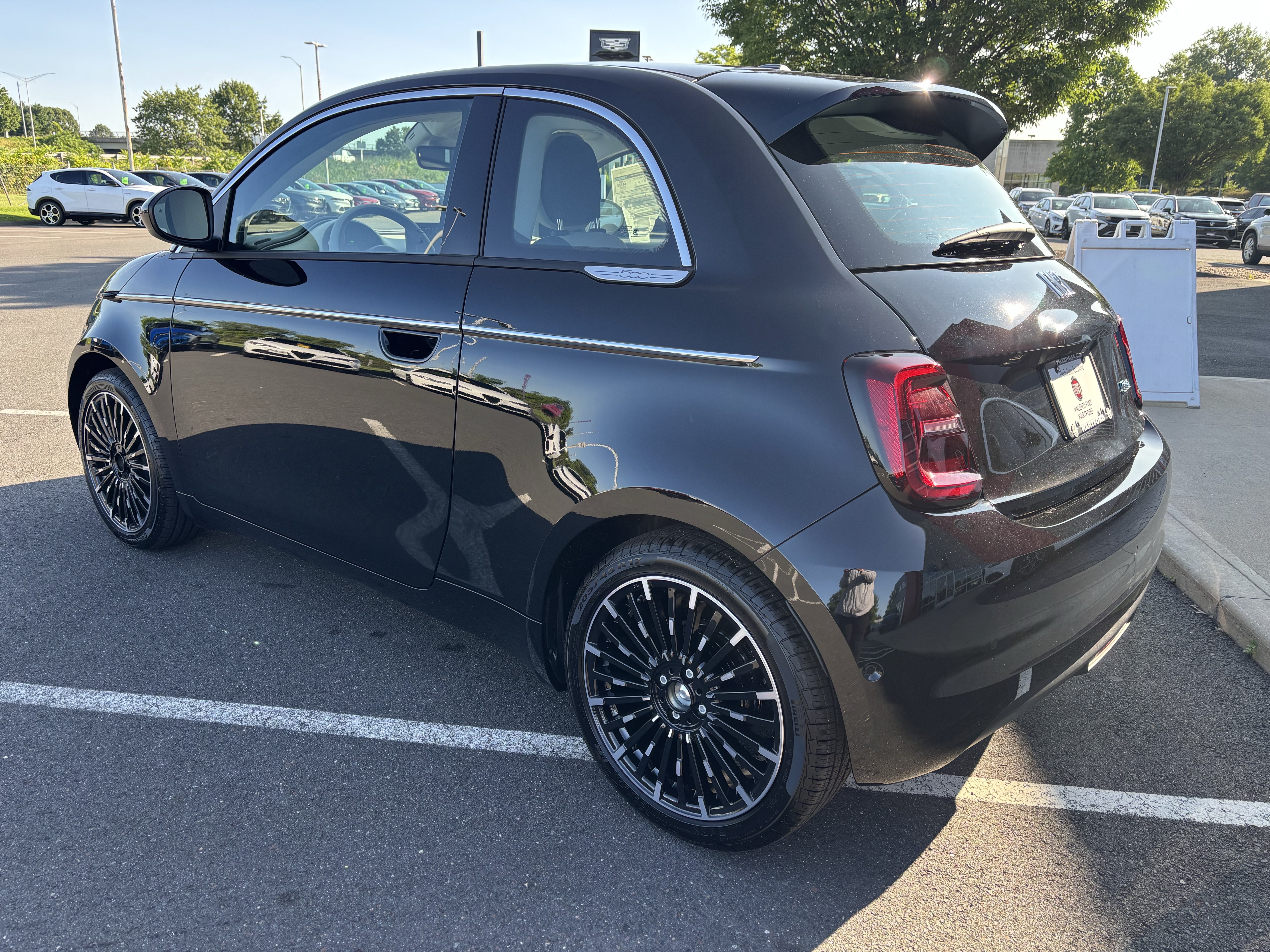 New 2026 FIAT 500 e Icona w/ Quick Order Package 21R FWD image 5