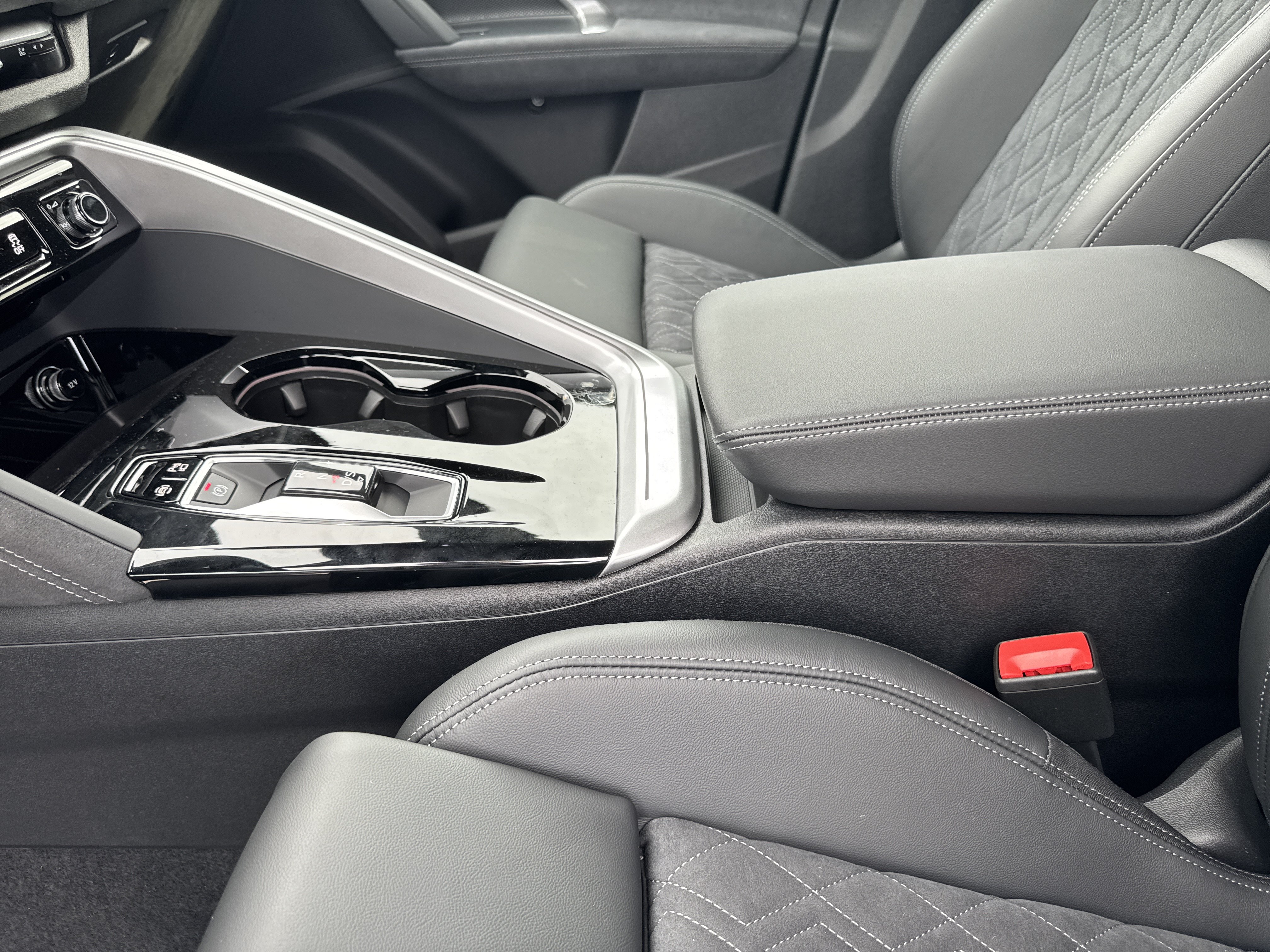 New 2026 Audi SQ5 Premium Plus AWD/4WD image 21