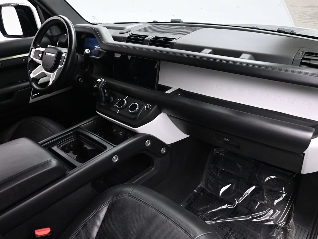 Used 2020 Land Rover Defender 110 HSE AWD/4WD image 19