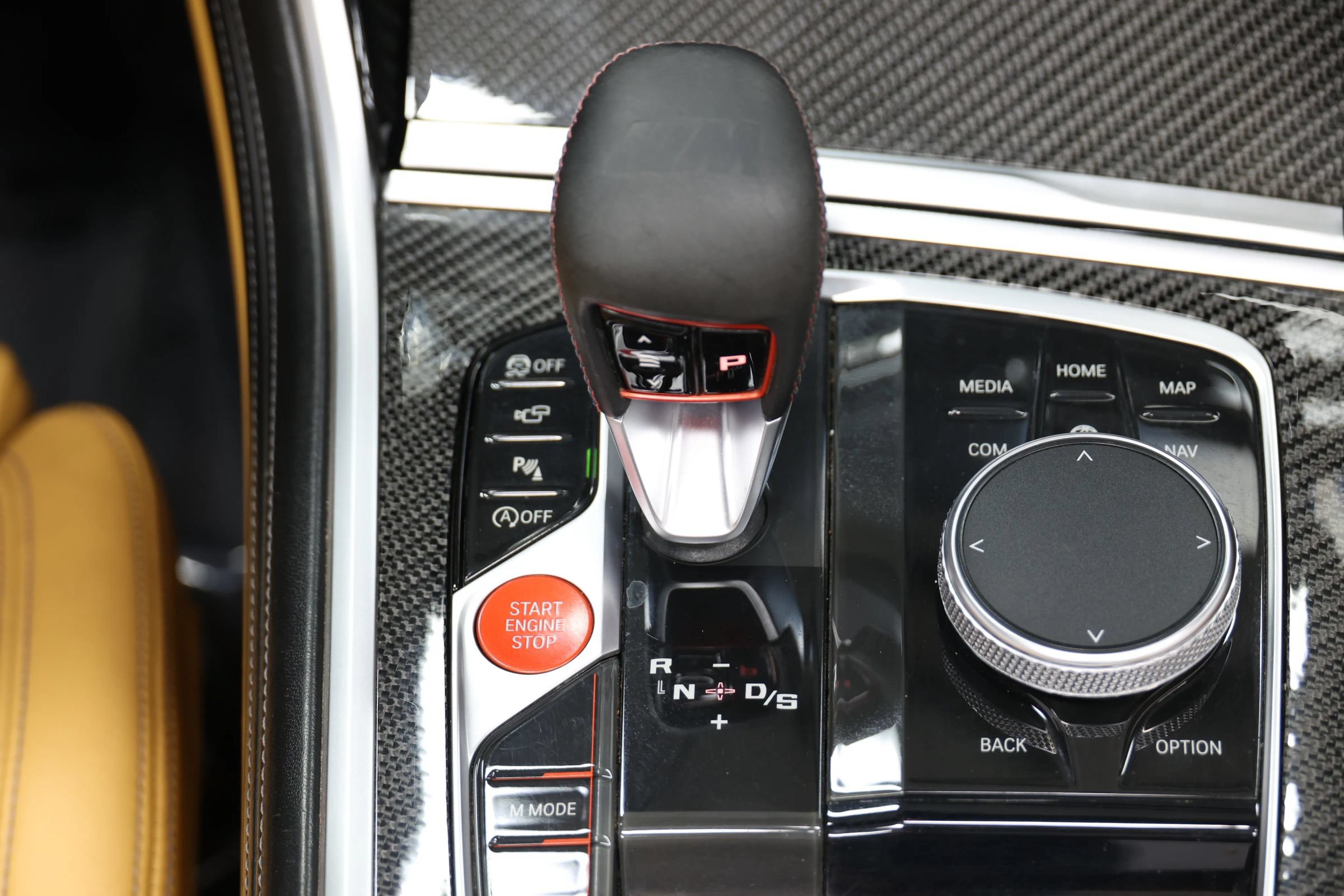 Used 2020 BMW M8 Convertible w/ M Driver's Package AWD/4WD image 46