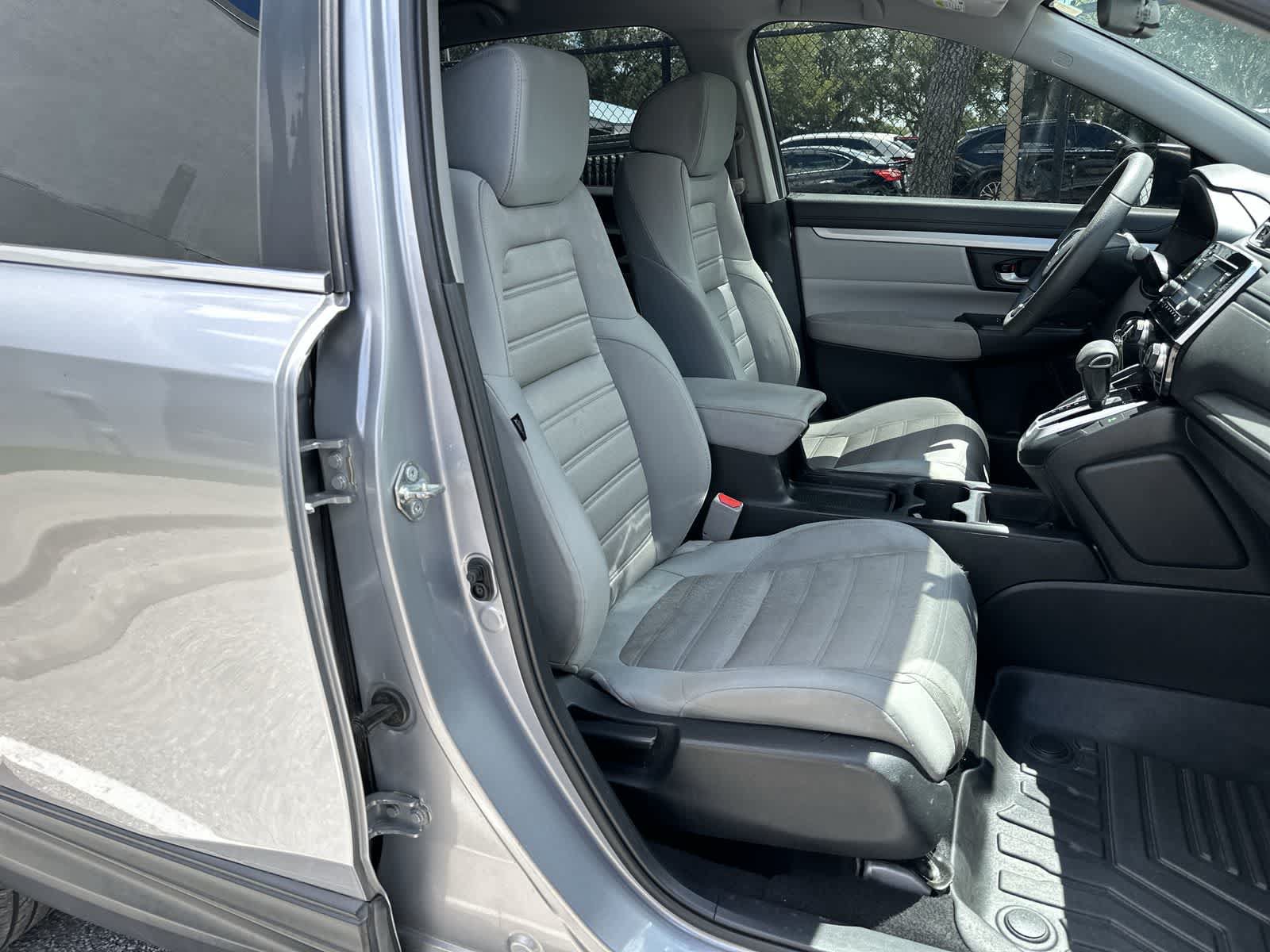 Used 2018 Honda CR-V LX image 9