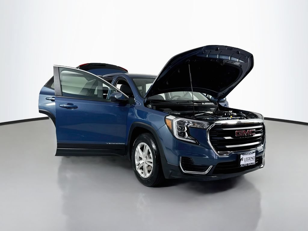 Used 2024 GMC Terrain SLE AWD/4WD image 19