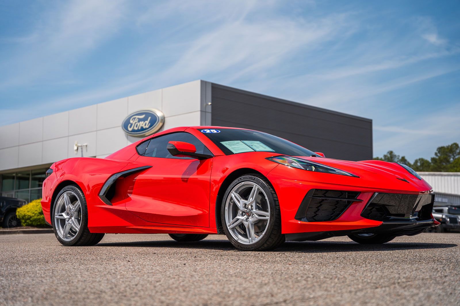 Used 2025 Chevrolet Corvette Stingray Coupe w/ 1LT image 4