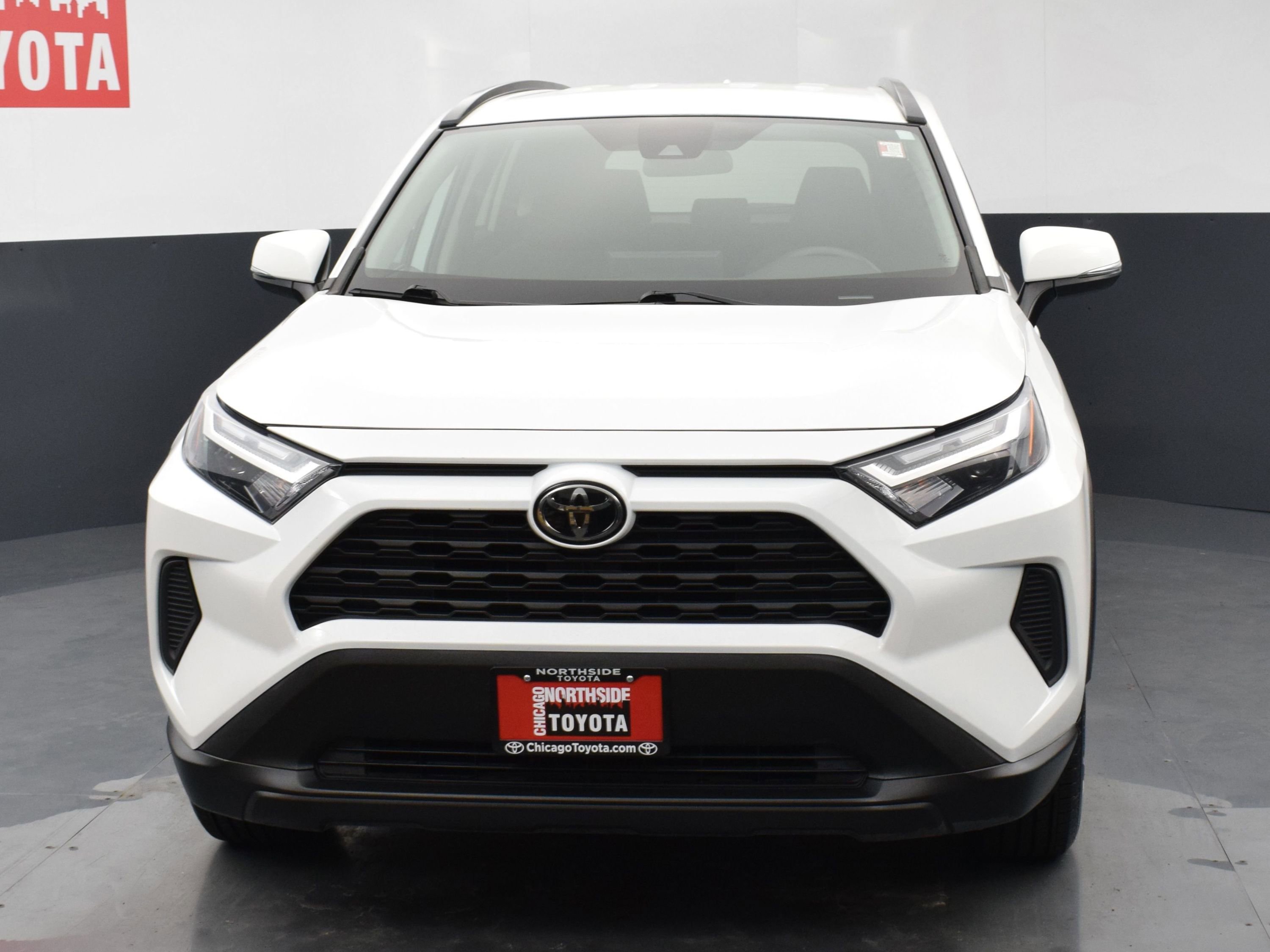 Used 2022 Toyota RAV4 XLE FWD image 7