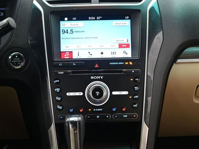 Used 2017 Ford Explorer Limited image 26