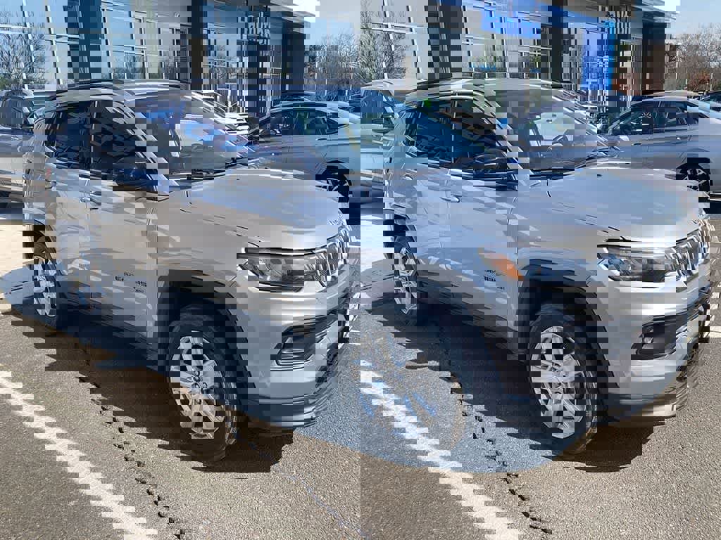 Used 2022 Jeep Compass Latitude w/ Convenience Group image 4