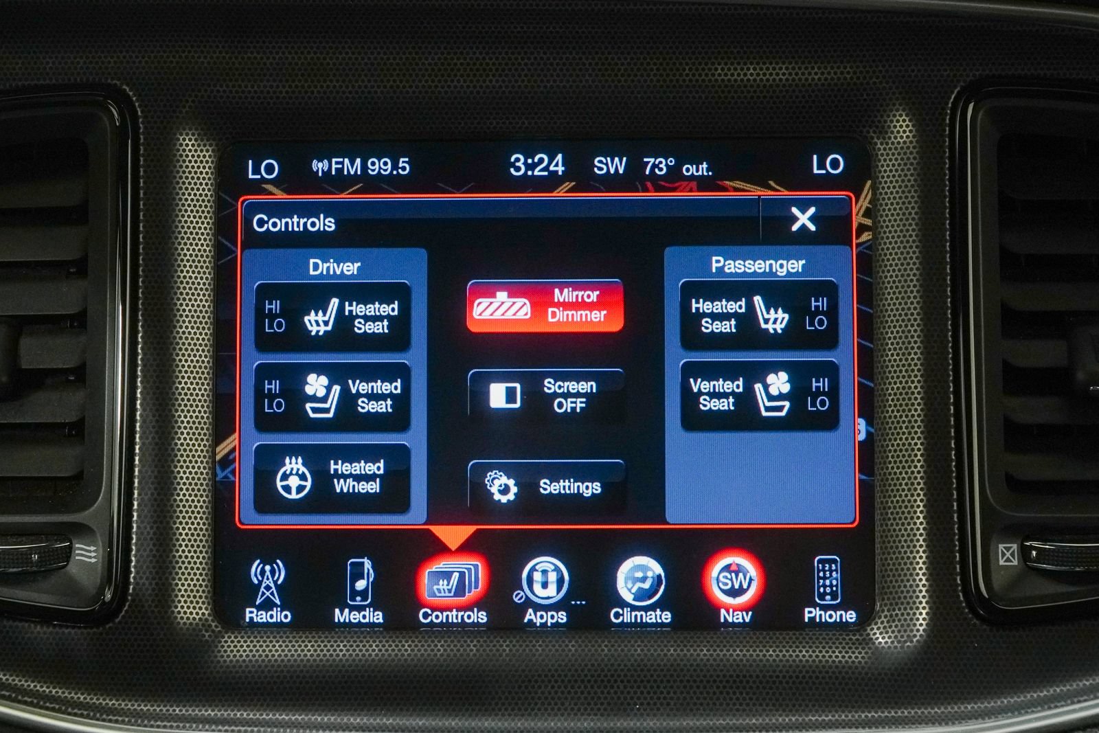 Used 2015 Dodge Challenger R/T Plus RWD image 29