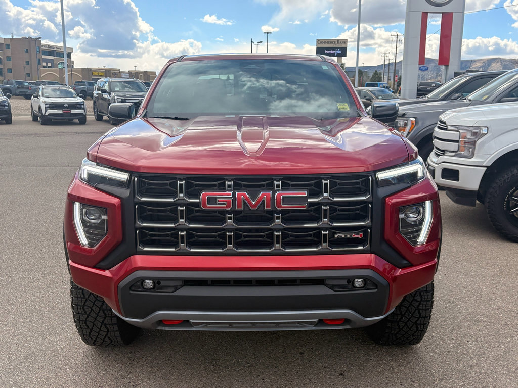 Used 2024 GMC Canyon AT4 AWD/4WD image 8