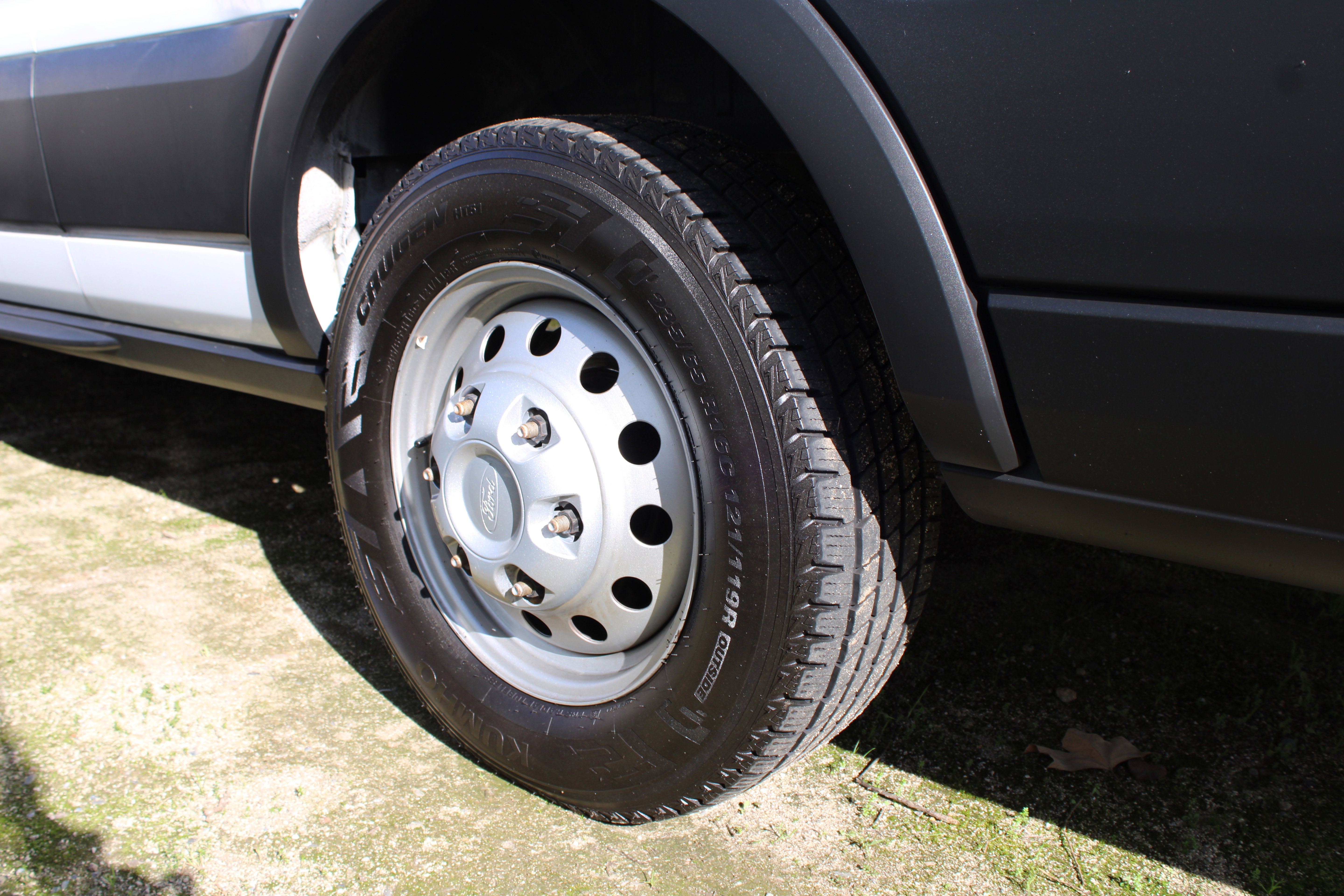 Used 2023 Ford Transit 250 148 High Roof Extended AWD w/ Load Area Protection Package image 18