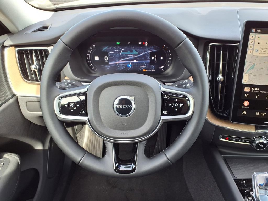 New 2026 Volvo XC60 B5 Core w/ Climate Package AWD/4WD image 13