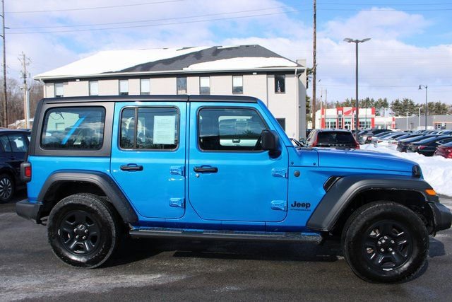 Used 2025 Jeep Wrangler Sport image 6